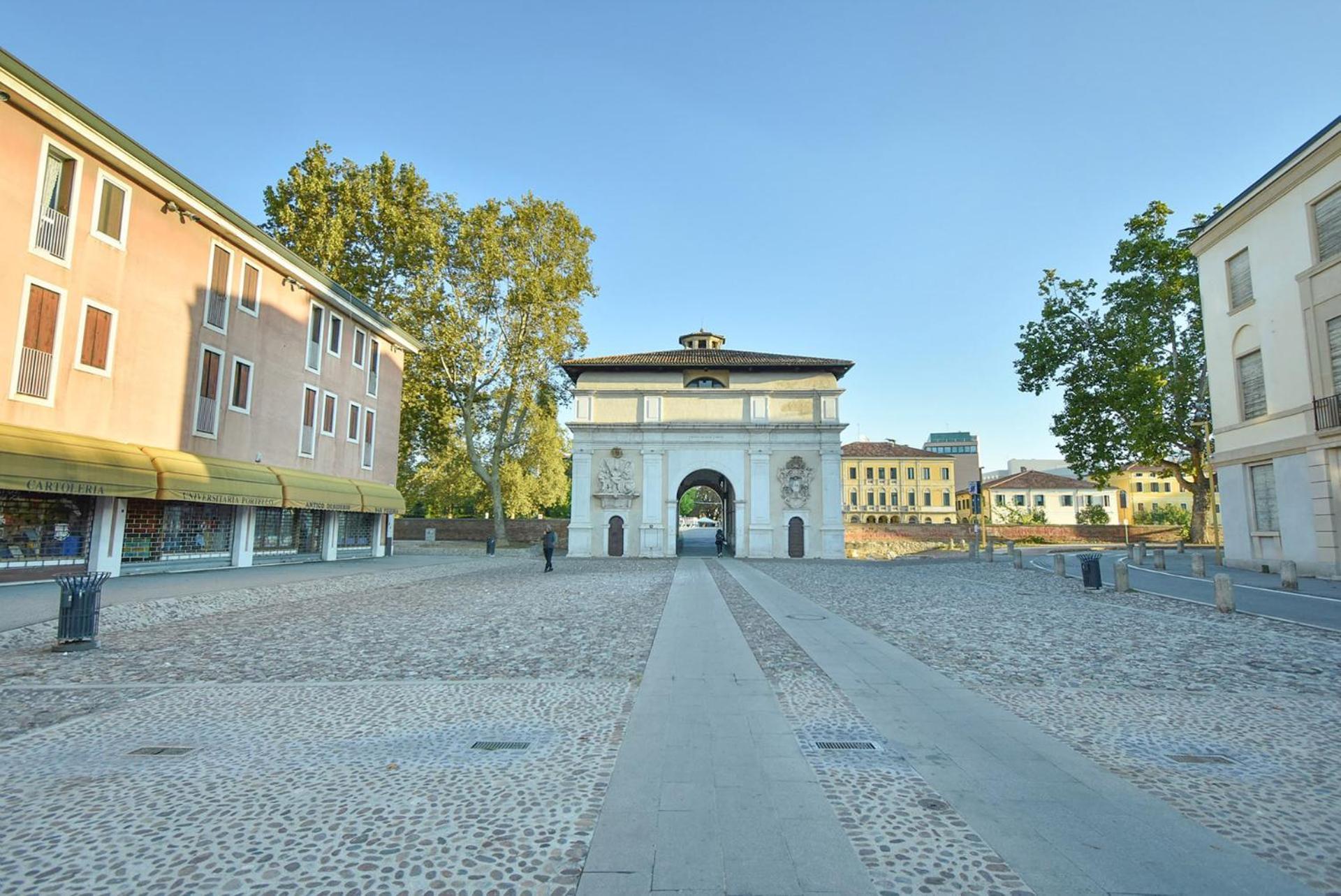 Welc-Om Portello Stylish Free Parking Padova Exterior photo